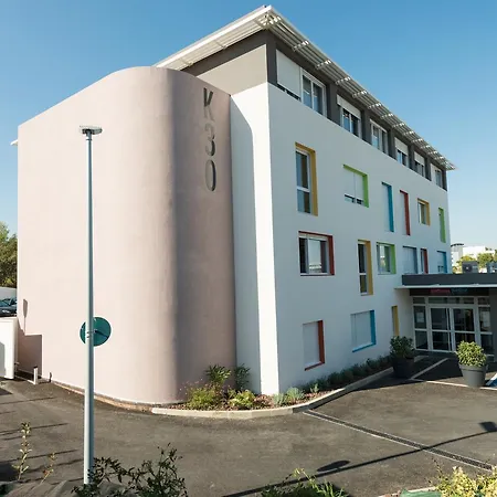 Résidence Uxco Kampus 30 Ex Suiteasy *