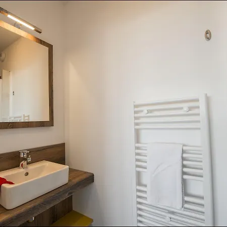 Résidence Uxco Kampus 30 Ex Suiteasy * Nîmes